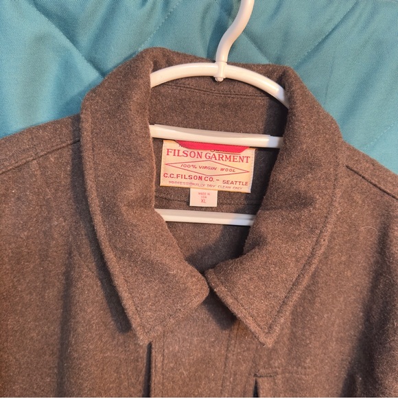 Filson Wool Weekender Jacket - Picture 2 of 4